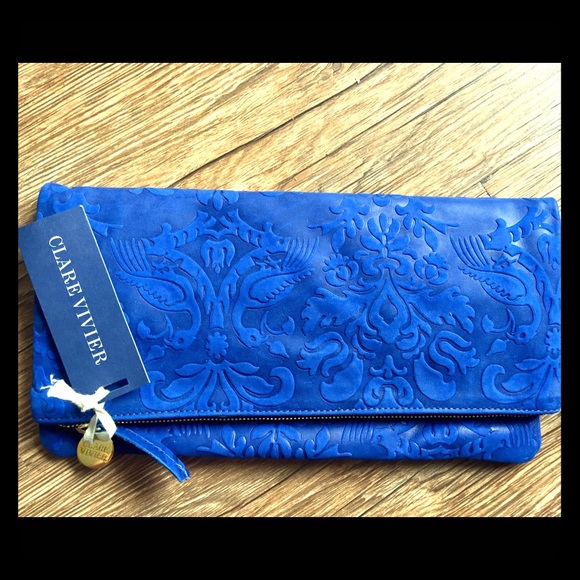 Clare V Handbags - SALE! Clare Vivier Foldover Leather Clutch 🔥